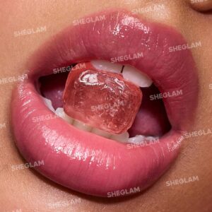 رژلب آبرسان شیگلم از کالکشن هلو کیتی رنگ Just a Crush