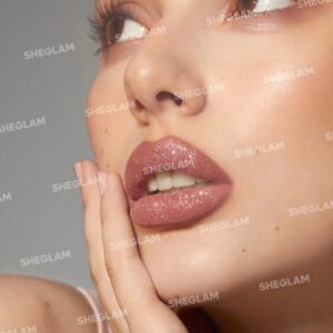 کیت رژلب گلیتری شیگلم رنگ Debutante