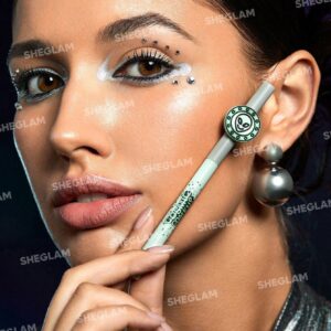 مداد چشم شیگلم نقره ای مدل فضایی رنگ Andromeda