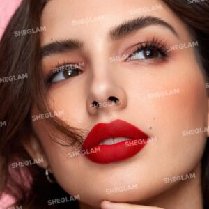 رژلب جامد شیگلم مدل Matte Allure رنگ Crimson Suede
