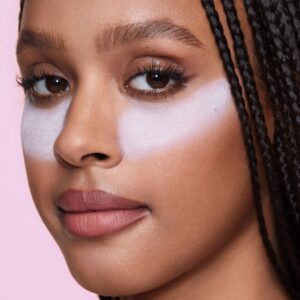 پودر فیکس دو طبقه شیگلم رنگ بنفش Taro 8 Insta Ready Face Under Eye Setting Powder Duo Taro 2 پودر فیکس دو طبقه شیگلم رنگ بنفش Taro