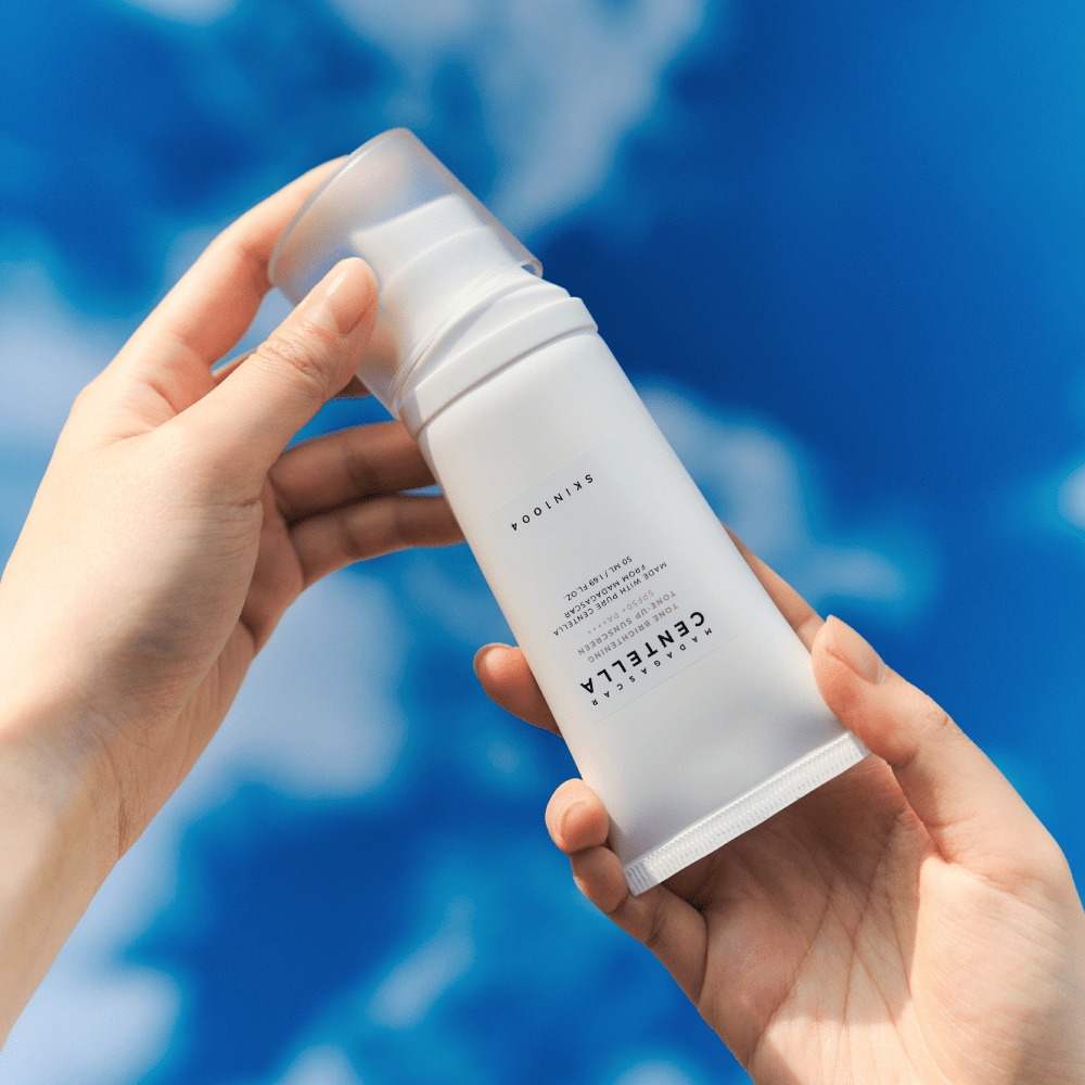 ضدآفتاب روشن کننده سنتلا SKIN 1004 اصل 50 میل - خرید و بر... 5 ضدآفتاب روشن کننده سنتلا SKIN 1004 اصل 50 میل - خرید و بر... - Image 5