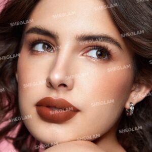 رژلب جامد مات شیگلم sheglam مدل Matte Allure رنگ Room Wit... 7 Matte Allure Lipstick Room With A View 3 رژلب جامد مات شیگلم sheglam مدل Matte Allure رنگ Room Wit...